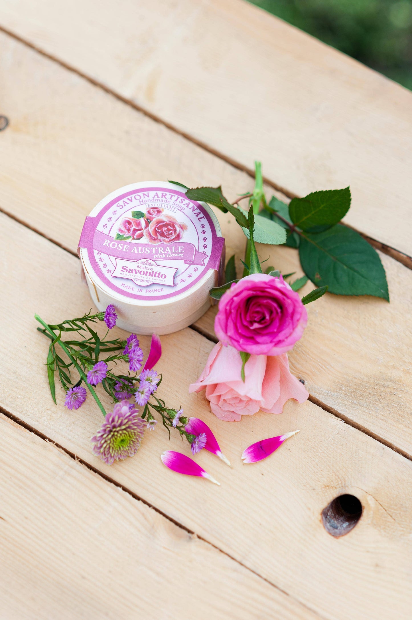 Rosenpeeling-Seife in Holzkiste 100g